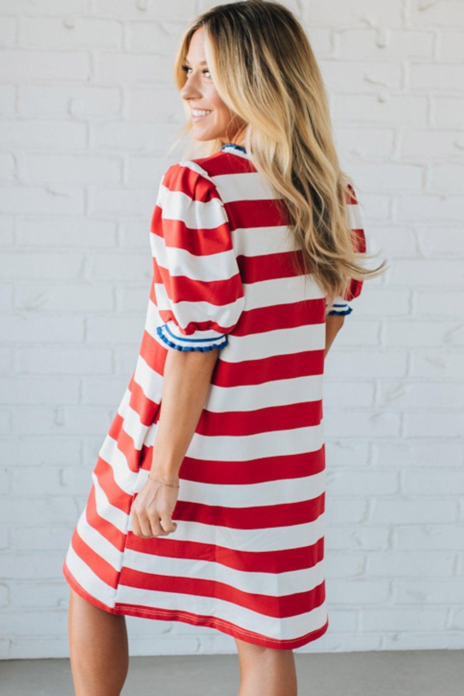 Red Stripe Contrast Trim Round Neck Short Puff Sleeve Shift Mini Dress